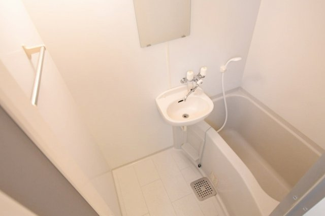 レオパレスＦｌａｔ新栄のその他