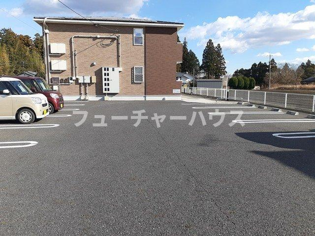 グランツの駐車場