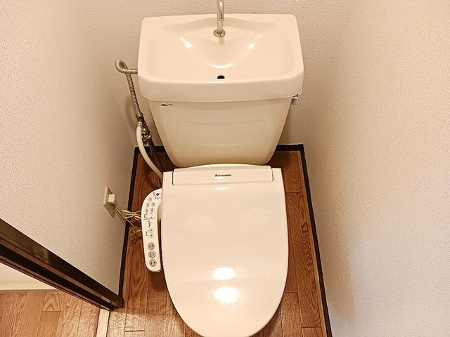 アネックストーコーのトイレ|清潔感のあるトイレです