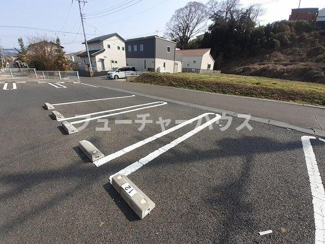 パルパレスＢの駐車場|駐車場があります