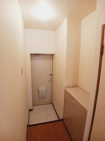 プチメゾンの玄関