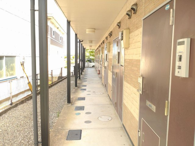 レオパレスＳＹＭＰＨＯＮＹのその他|2F通路