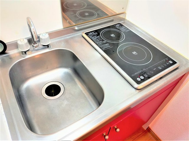 レオパレスティールのキッチン|設備・使用は号室により異なる為、現況を優先致します。