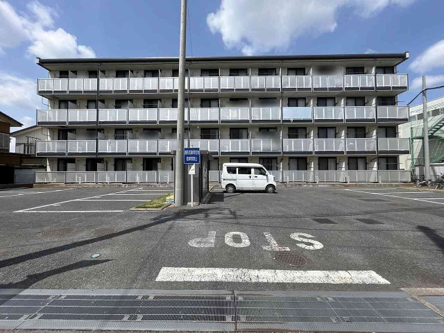 レオパレス神無月の外観