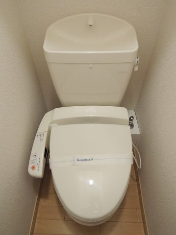レオパレスＦｕｋａｓｉｏｎ五香のその他|温水洗浄便座機能付