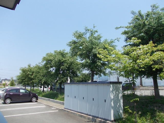 【駐車場】 | アニバーサリー