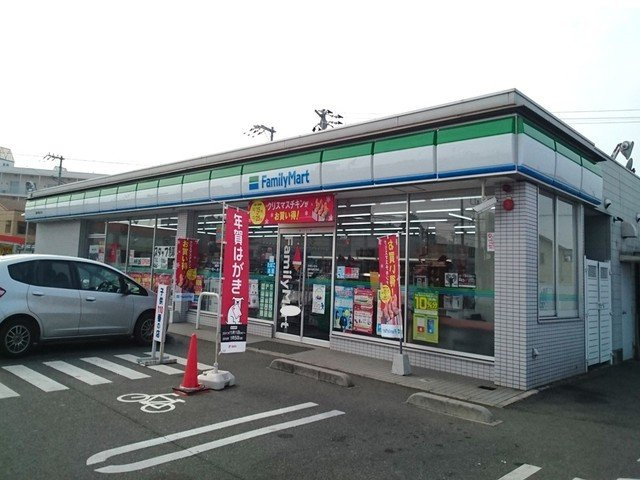 ミキハウスⅡＢの周辺|ファミリーマート倉敷中島松乃内まで350m