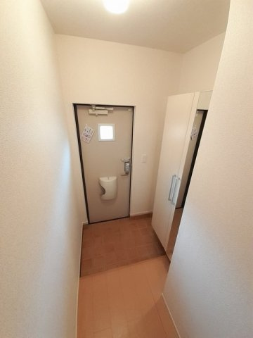 パレットＢの玄関