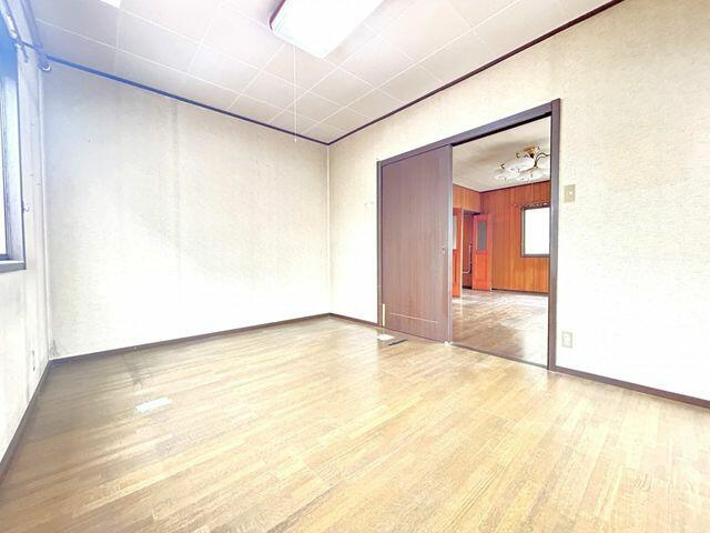 宇都宮市鶴田町　4ＳＤＫ　中古住宅の洋室