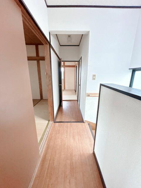 宇都宮市清原台６丁目　4ＬＤＫ　中古住宅の玄関