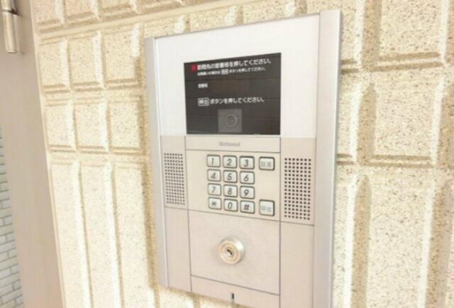 代々木パークハイムのエントランス