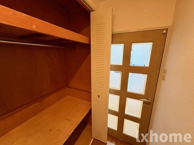 ステーションハイツ南茨木の内装|内装は落ち着いています