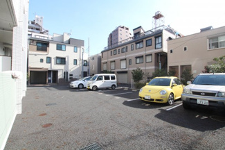【駐車場】