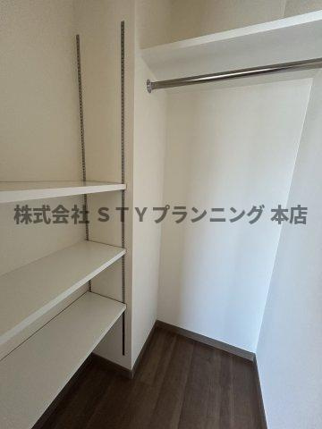 仲介手数料0円！エステシア名駅の収納