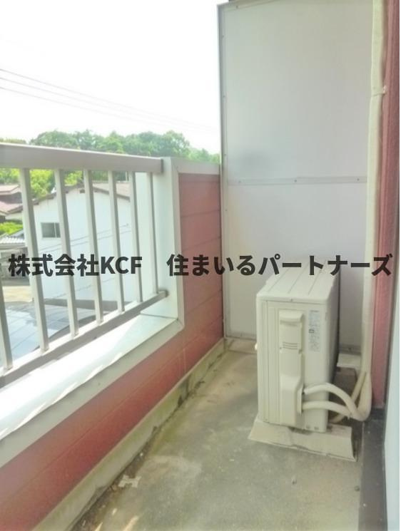 クラウンハイツのバルコニー|暖かな日差しのふりそそぐバルコニー