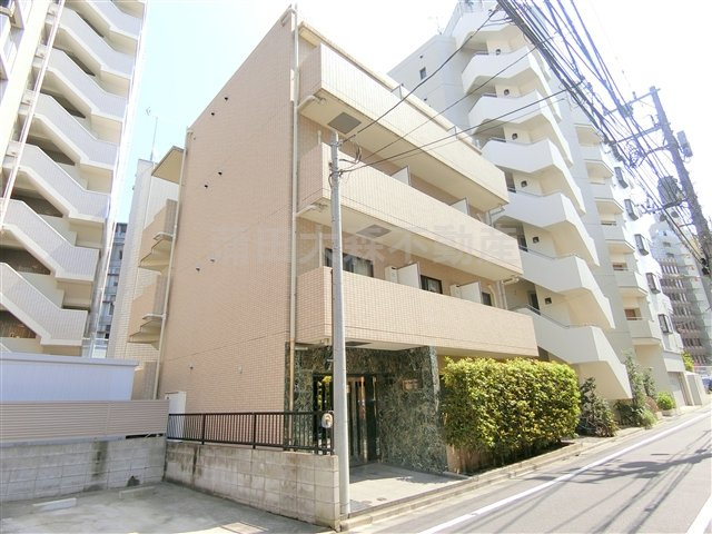 ラトゥール大森の外観