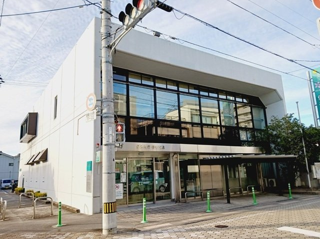 【周辺】 | Ｓｔ．メゾン．Ｄ　Ｂ | 伊予銀行郡中支店様まで900m