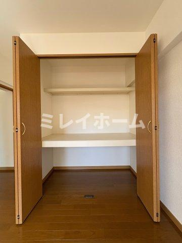 クロフトの洋室|同建物内、別のお部屋の参考写真になります。