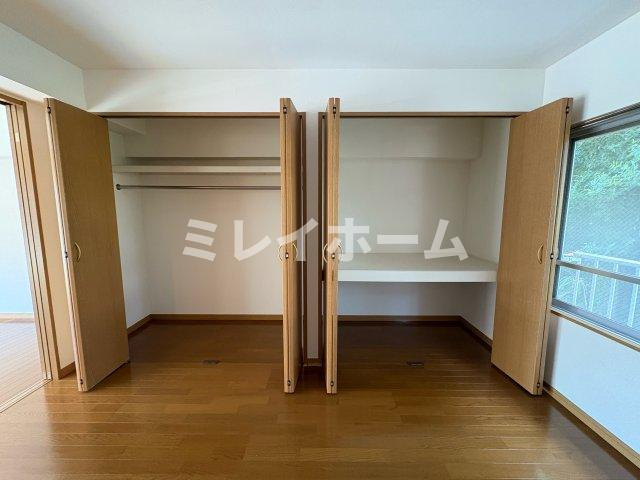 クロフトの収納|同建物内、別のお部屋の参考写真になります。