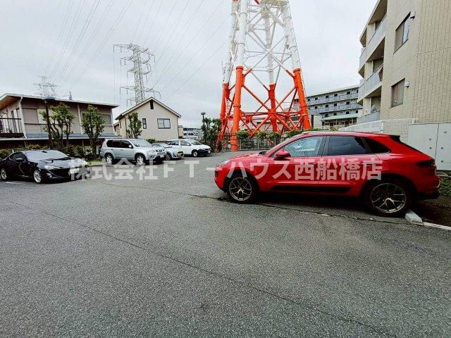 Ｓ－ＦＯＲＴ西船橋の駐車場