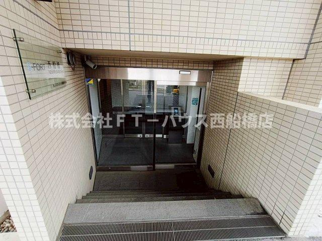 Ｓ－ＦＯＲＴ西船橋のエントランス