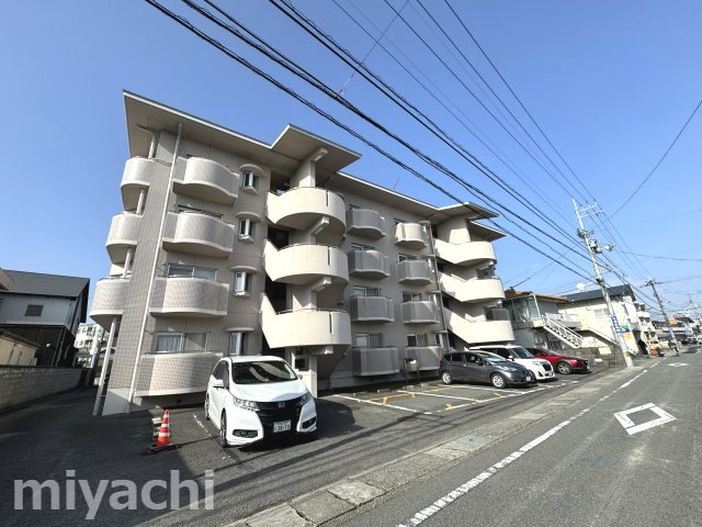 村山ハイツの外観