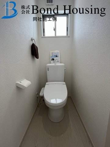 「JR魚住駅徒歩13分」「LDK19.8帖」魚住町16期　西岡　限定1棟のトイレ