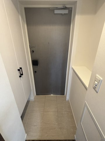 【玄関】レジュールアッシュ淡路駅前
