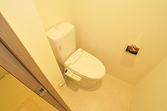 【トイレ】エス・キュート梅田中崎町