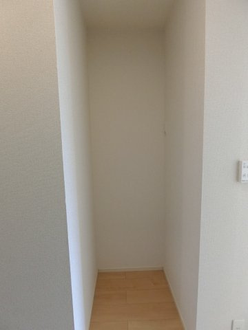 センターポイントⅠのキッチン|イメージ写真102号室（反転あり）