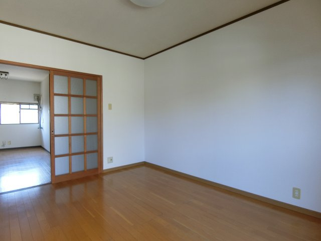 第３コーポエンナの洋室