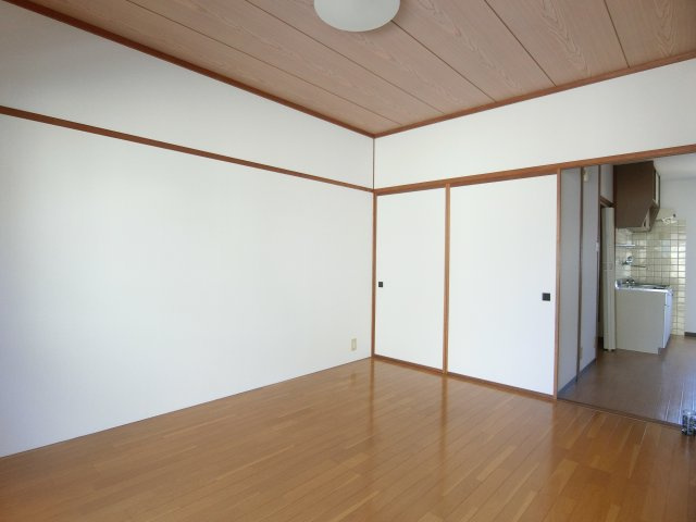 第３コーポエンナの洋室