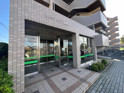 【エントランス】 | ガーデングラス桑野