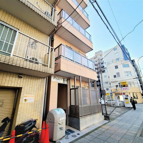 Ｐｅａｋｄ　Ｔｅｎ（ピークドテン）の外観