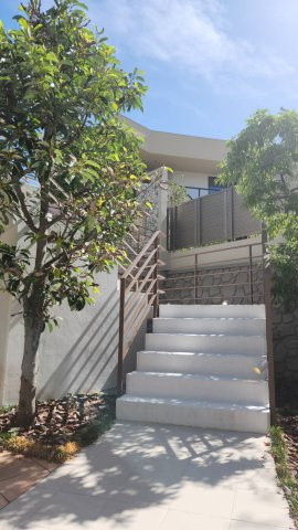 住吉山手戸建の外観