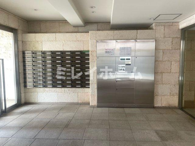 スカイコート品川パークサイドのエントランス