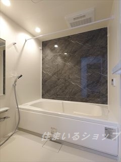 ザ　マヨン　Ⅰの浴室|追い焚き・浴室暖房乾燥機あり