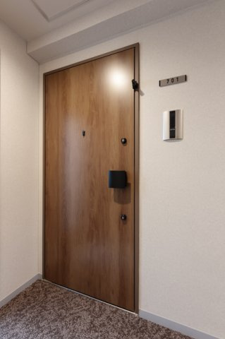 エル・セレーノ横浜の玄関|※写真は同タイプ住戸です。