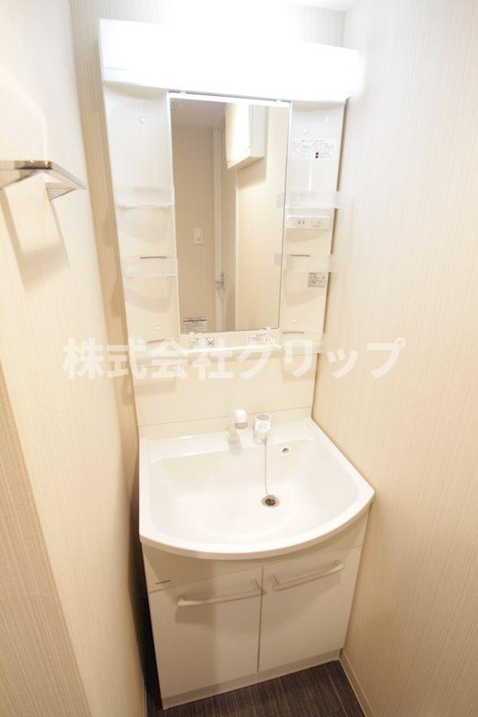 HY's YOKOHAMA LIGAREの独立洗面台