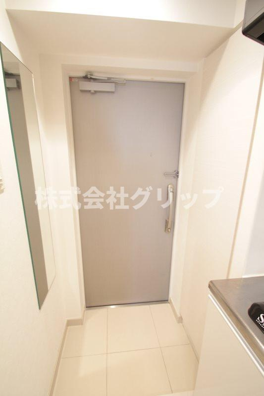 HY's YOKOHAMA LIGAREの玄関