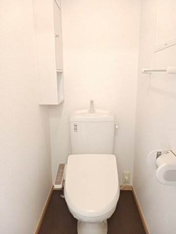 サンリットレジデンスＡのトイレ|コンパクトで使いやすいトイレです