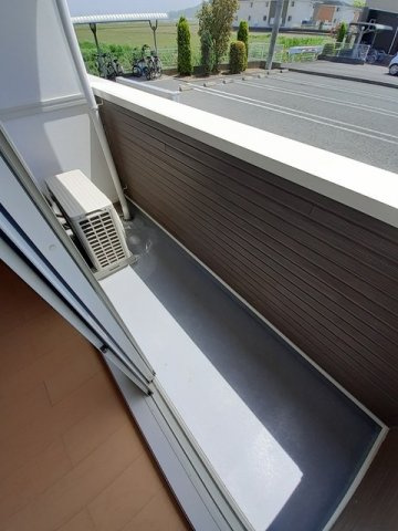 グレースフル　Ｂのバルコニー|バルコニーからの眺めを楽しみながら食事をしませんか