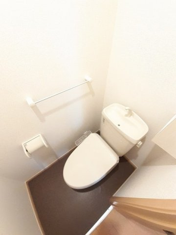アングレカム　Ｂのトイレ|コンパクトで使いやすいトイレです