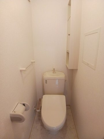エスポアールＡのトイレ|シンプルで使いやすいトイレです