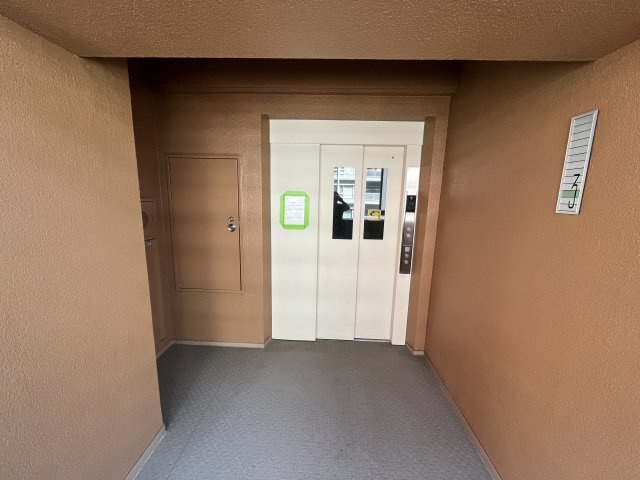 朝日プラザ大和町のその他|エレベーター