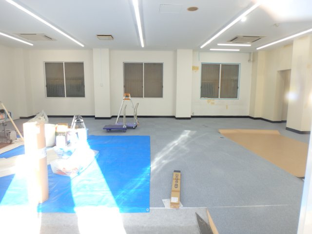東大阪市足代２丁目の店舗事務所の内装