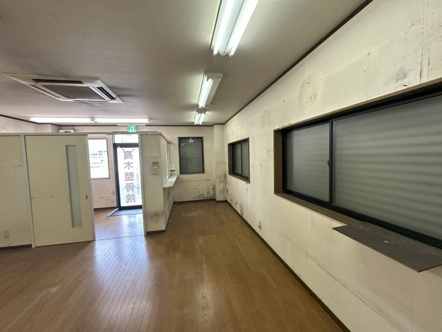 メゾン大地の洋室