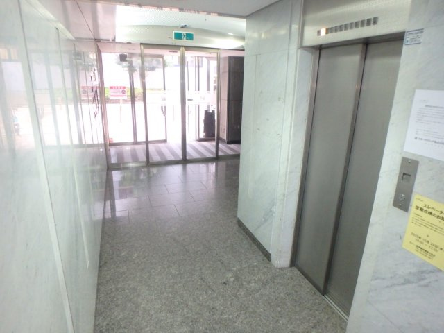 DOビル新町Ⅰのエントランス