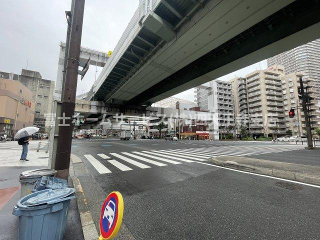 阿波座フジビルの周辺