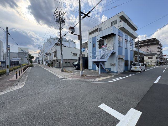 旭区高殿2丁目店舗・事務所の駐車場
